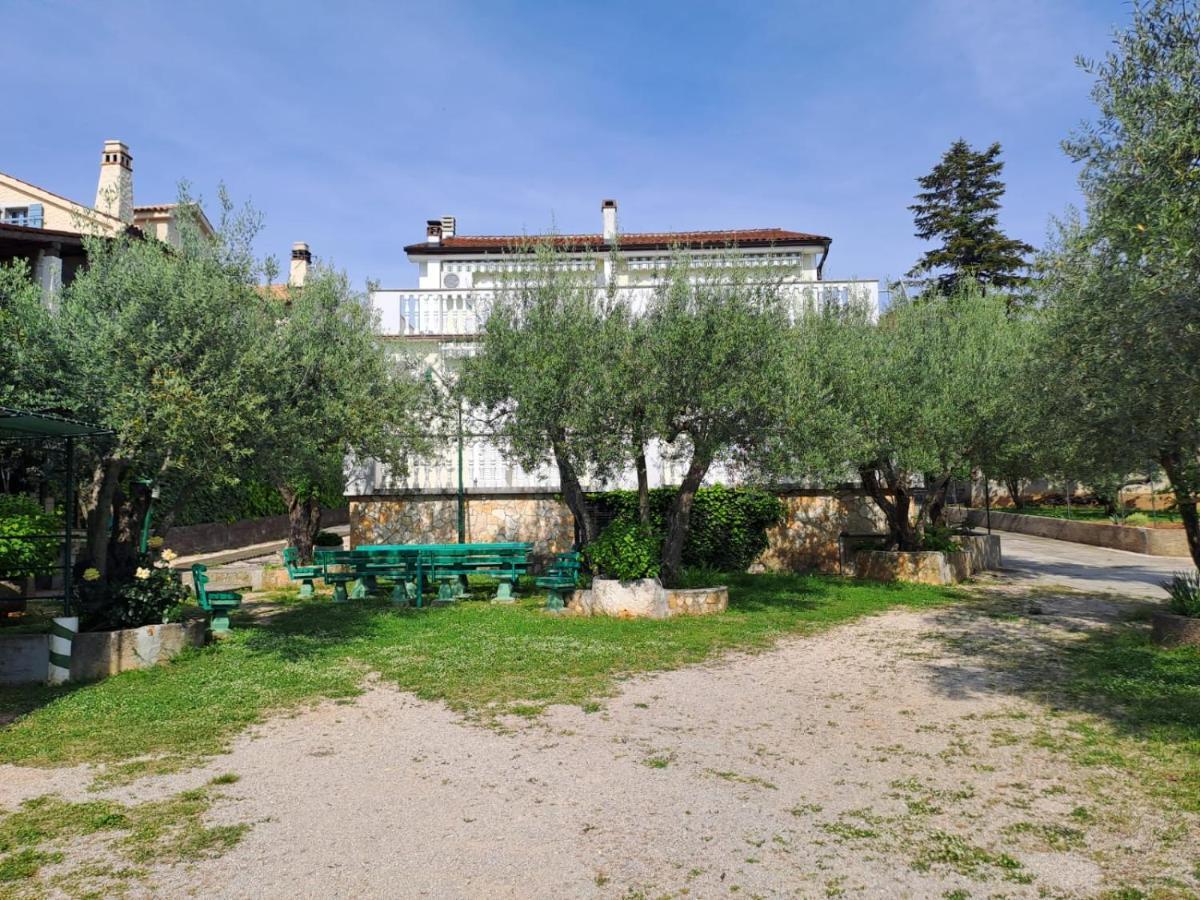 Apartments Berny Sveti Vid-Miholjice Exterior foto